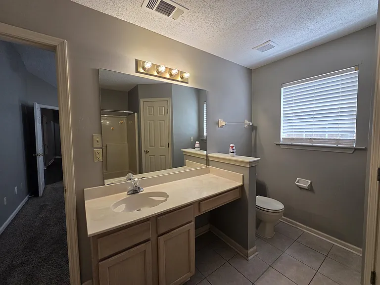 7733 Shadowland Dr — Photo 13