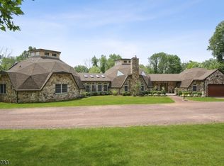 38 Upper Kingtown Rd, Pittstown, NJ 08867