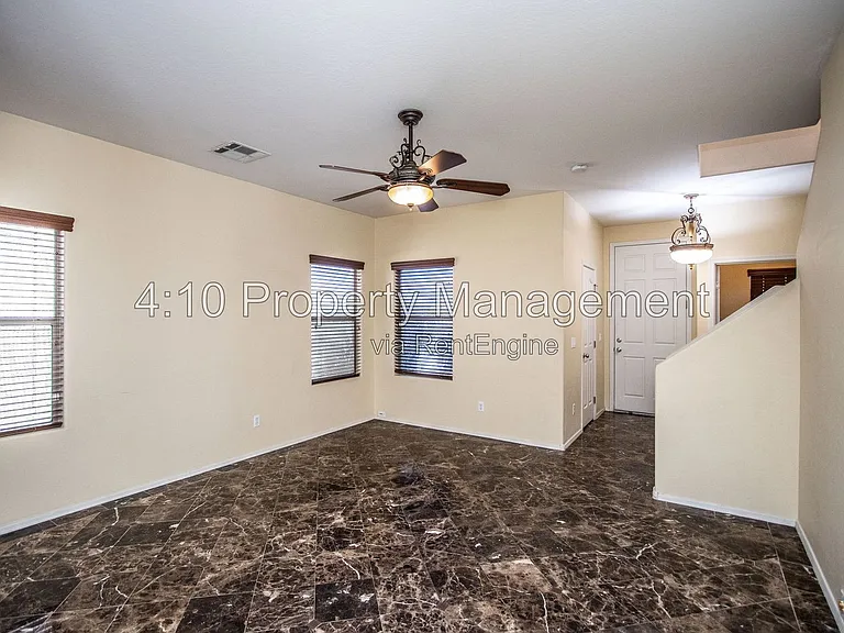 1161 E Boston St — Photo 8