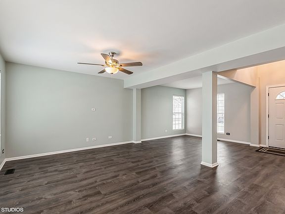 2nd image of 1836 Sebastian Dr