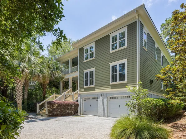 2112 Royal Pine Dr, Johns Island, SC 29455