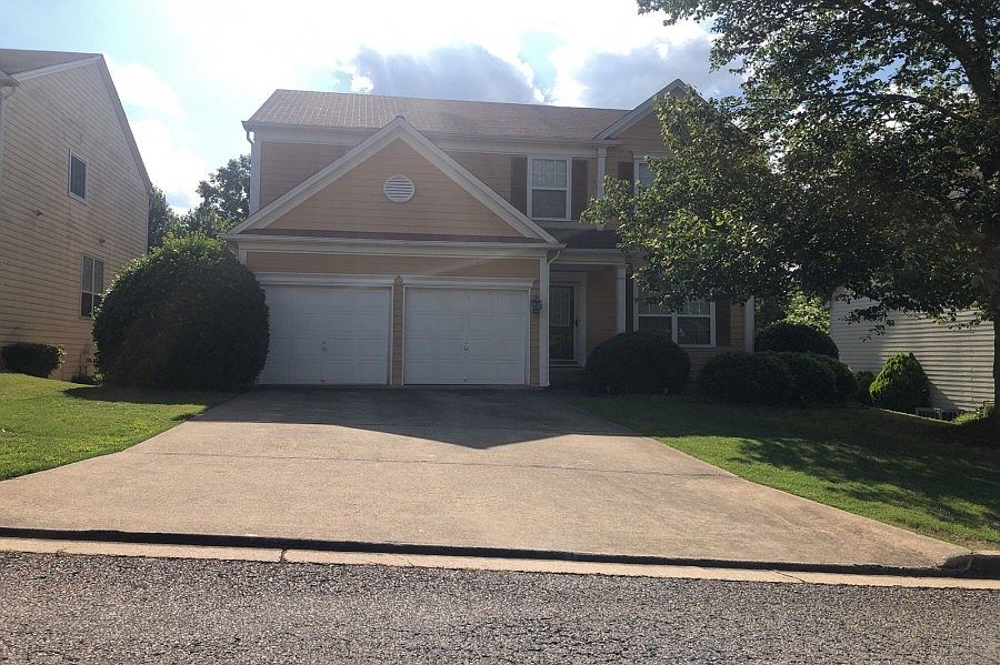 1st image of 3209 Claybrooke Dr