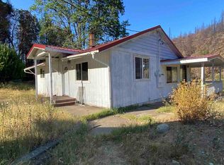 105 Doolittle Creek Rd, Happy Camp, CA 96039