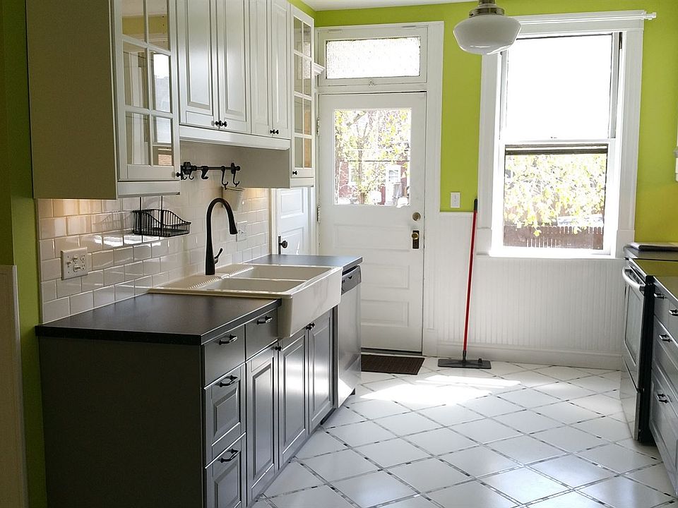 Sunny kitchen