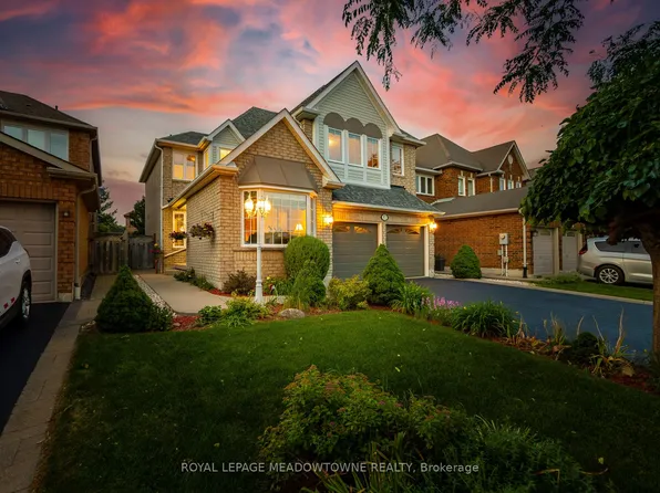82 Miller Dr, Halton Hills, ON L7G 5T2