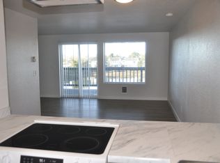 1312 N Holladay Dr APT 10, Seaside, OR 97138