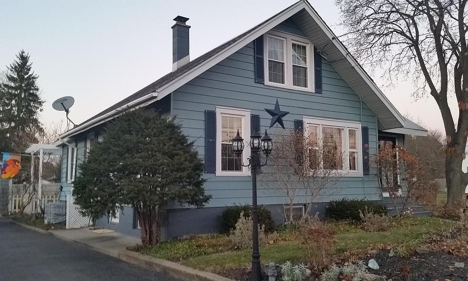 1st image of 169 Sherman Ave