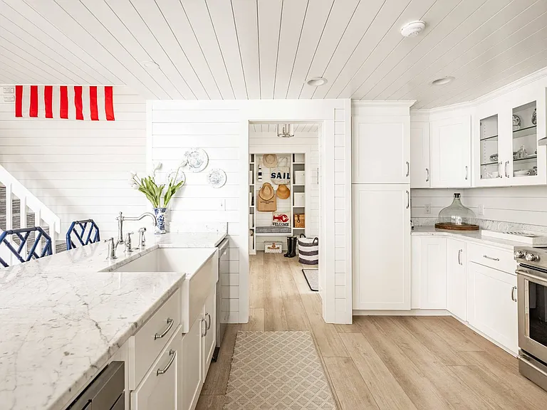 8 Arlington Ave #3A — Photo 4