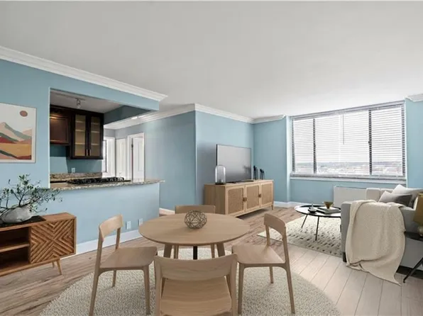 700 E 8th St Unit 11T, Kansas City, MO 64106