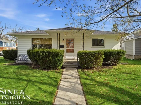 416 Trumbull St, Saint Clair, MI 48079