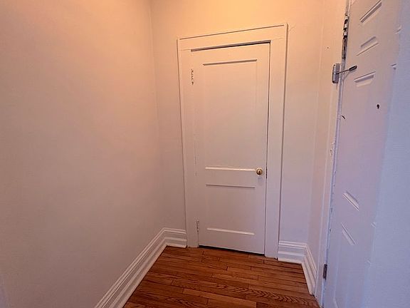 4th image of 206-210 2nd Ave #16