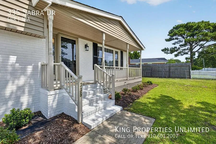 335 Sabra Dr
