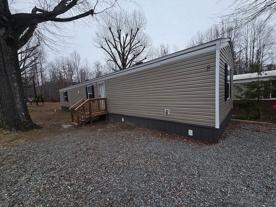 1st image of 4011 Westover Dr #8
