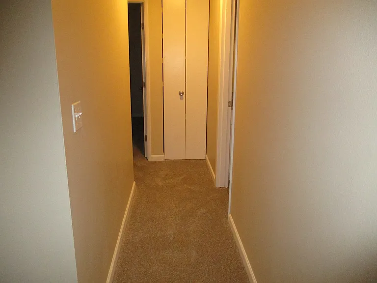Beaver Creek Apartments — Photo 29