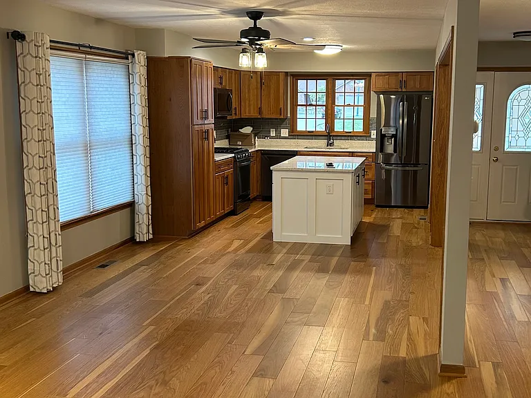 225 Restoration Dr — Photo 3