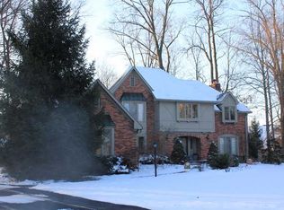 5247 Woodfield Dr, Carmel, IN 46033