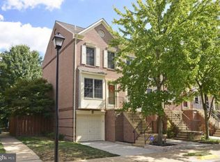 7821 Colonial Springs Blvd, Alexandria, VA 22306