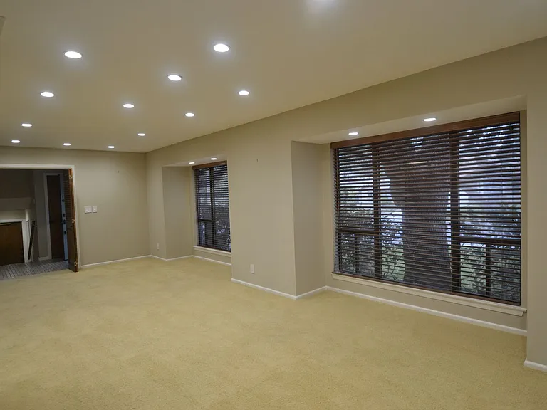 15610 Partridge Trl — Photo 3