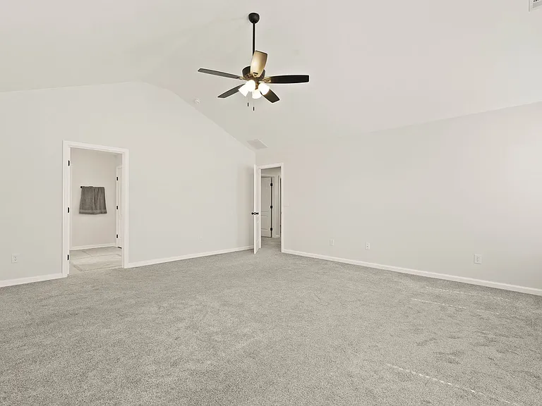 168 Green Paddock Cir — Photo 32