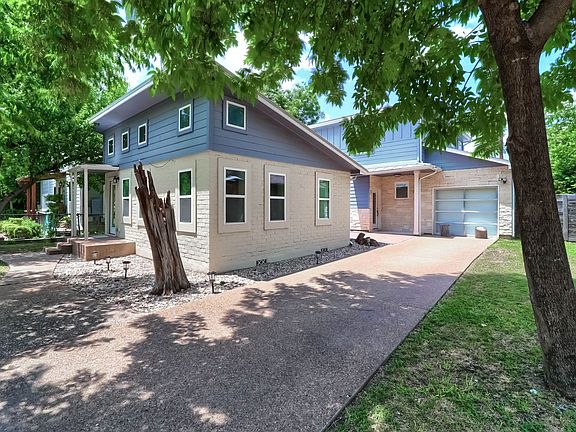 3rd image of 900 Capitol Ct