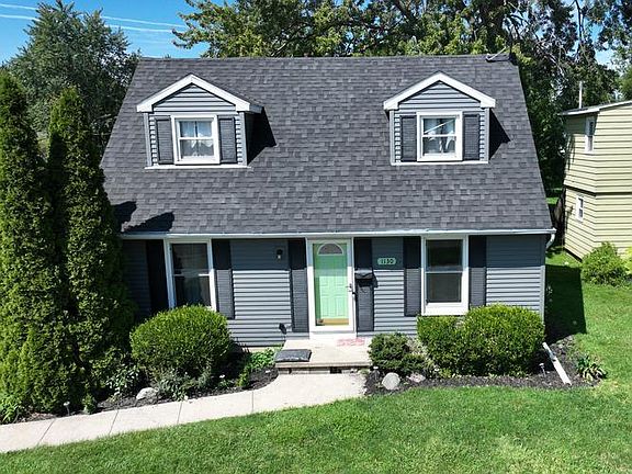 2nd image of 1130 Willow St