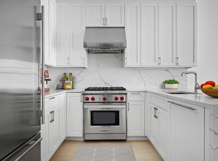 494 7th St FLOOR 3, Brooklyn, NY 11215