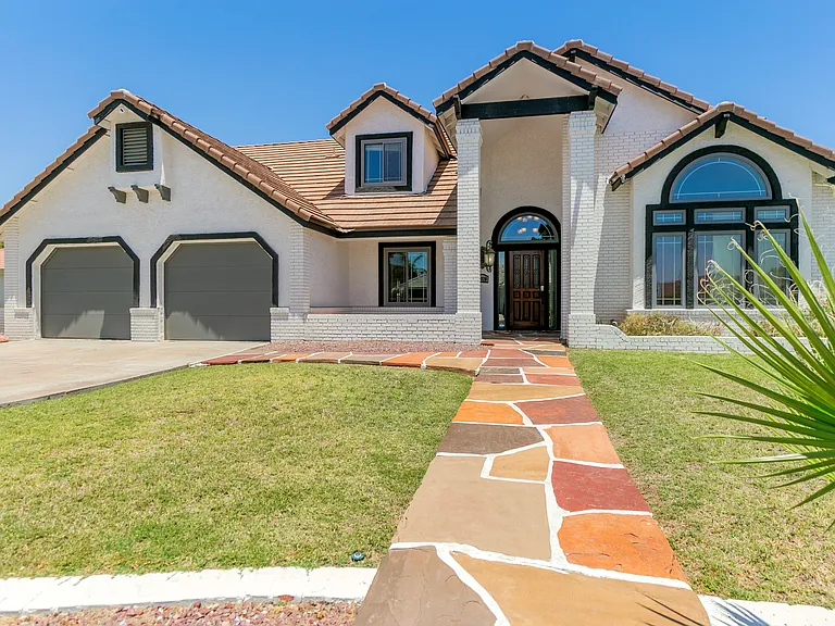 1820 E Jasmine Cir — Photo 8