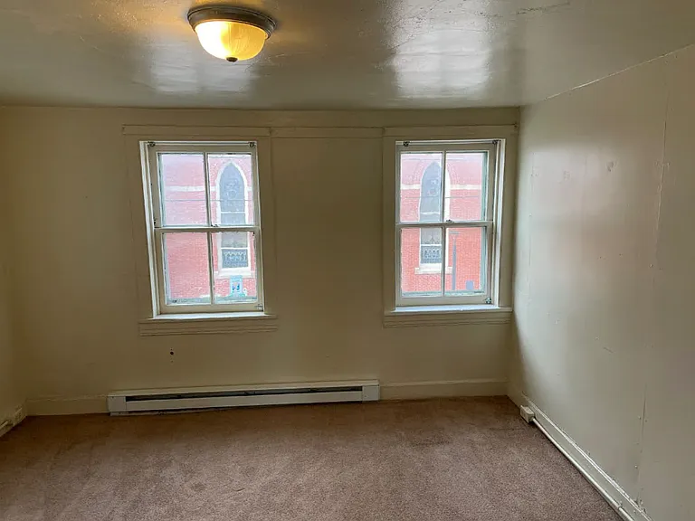 105 S Church St — Photo 6