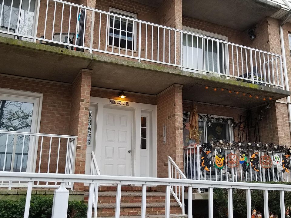 1st image of 85 Elmwood Park Dr APT 6