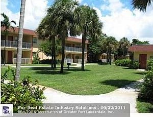 2nd image of 850 E Commercial Blvd APT 113