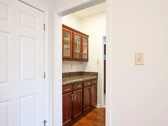 5th image of 3911 Lighthouse Ln