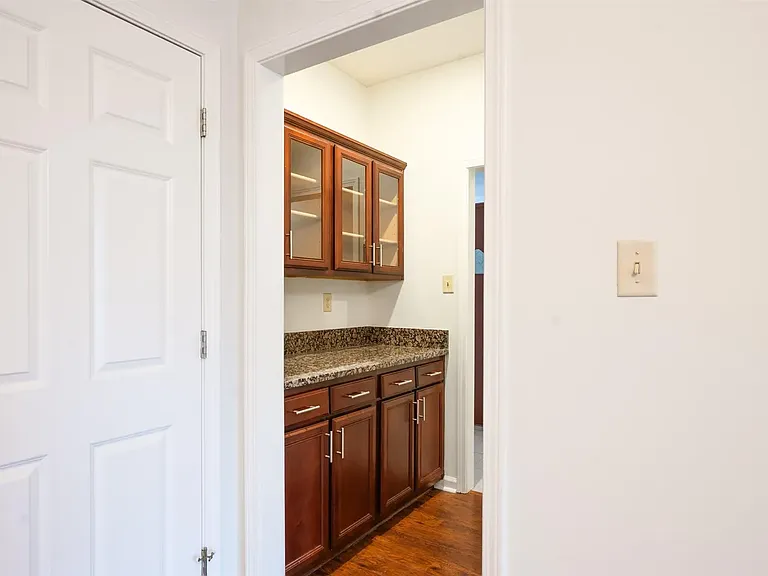 3911 Lighthouse Ln — Photo 5