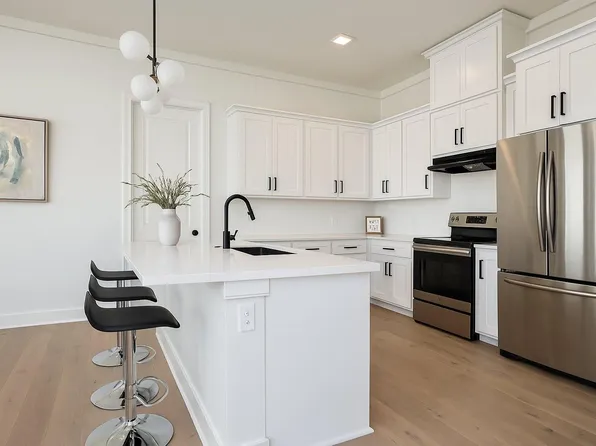 5815 Outer Banks St, Houston, TX 77091