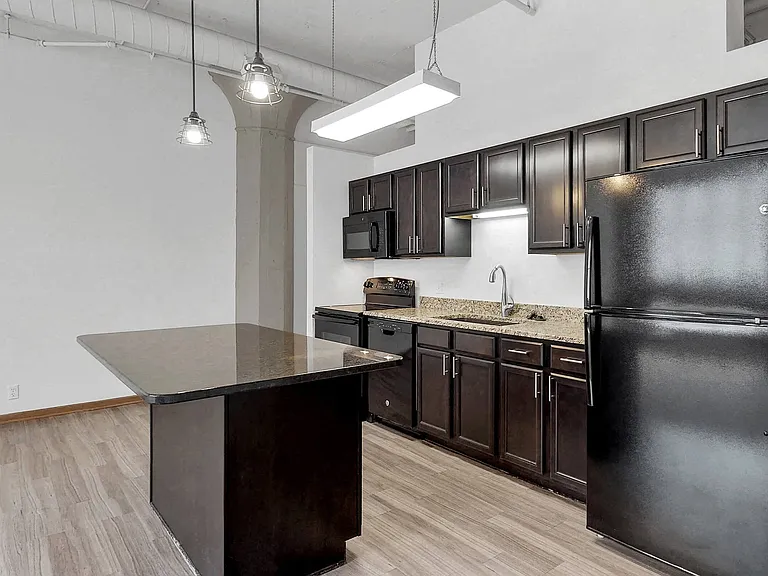 Skinner Macaroni Lofts — Photo 65