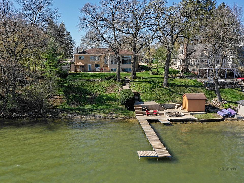 1st image of 6 E Lake Shore Dr