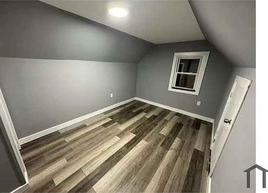 67 9th Ave #2 — Photo 3