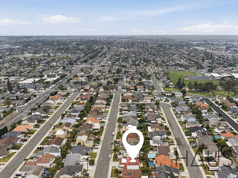 6861 Defiance Dr — Photo 30