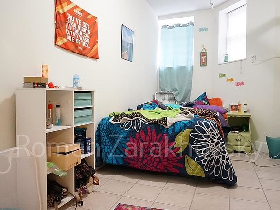 4th image of 10 Orkney Rd #B
