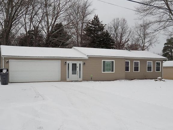 3rd image of 594 Sandwood St