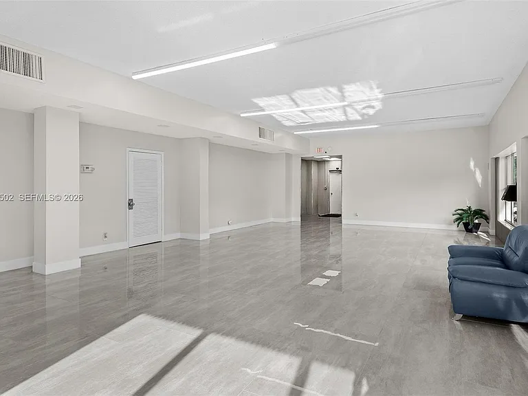 16740 NE 9th Ave #809 — Photo 31