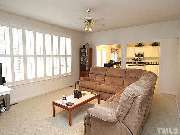 5th image of 4218 Peachway Dr