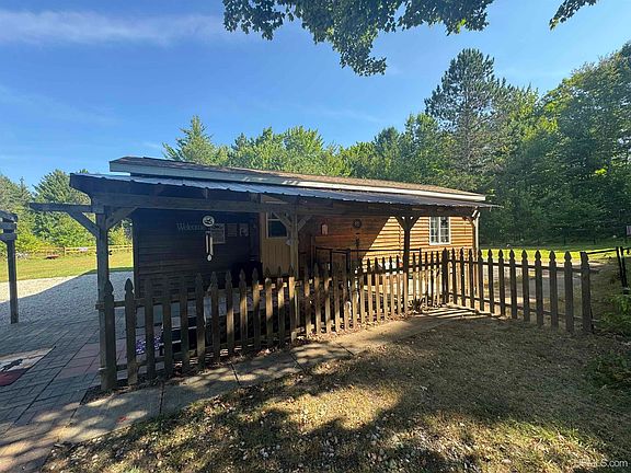 4th image of 7399 Brown Rd