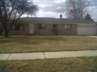 39603 N Ryan Rd, Sterling Heights, MI 48310