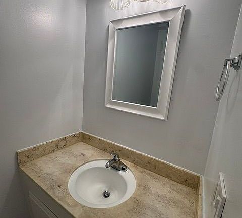 4th image of 8710 NW Delgany St #23