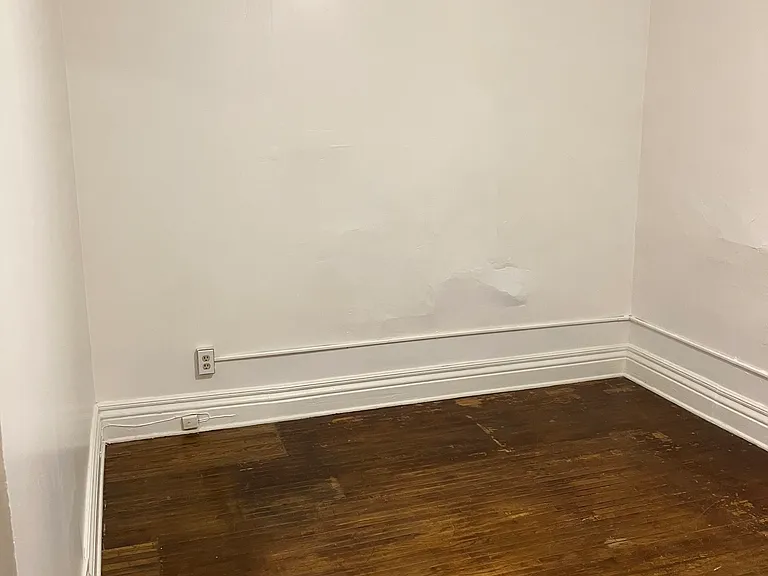 39 Plymouth Ave #3 — Photo 5