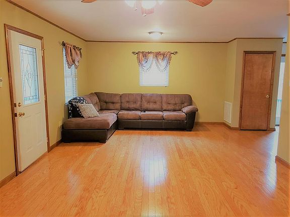 4th image of 254 Haynesworth Dr