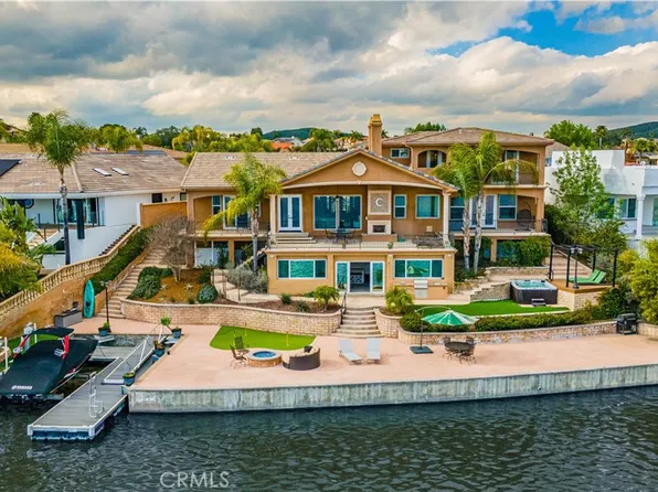 22355 Tumbleweed Dr, Canyon Lake, CA 92587