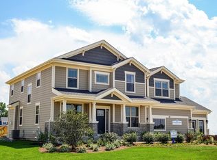 1900 Foxridge Dr, Island Lake, IL 60042