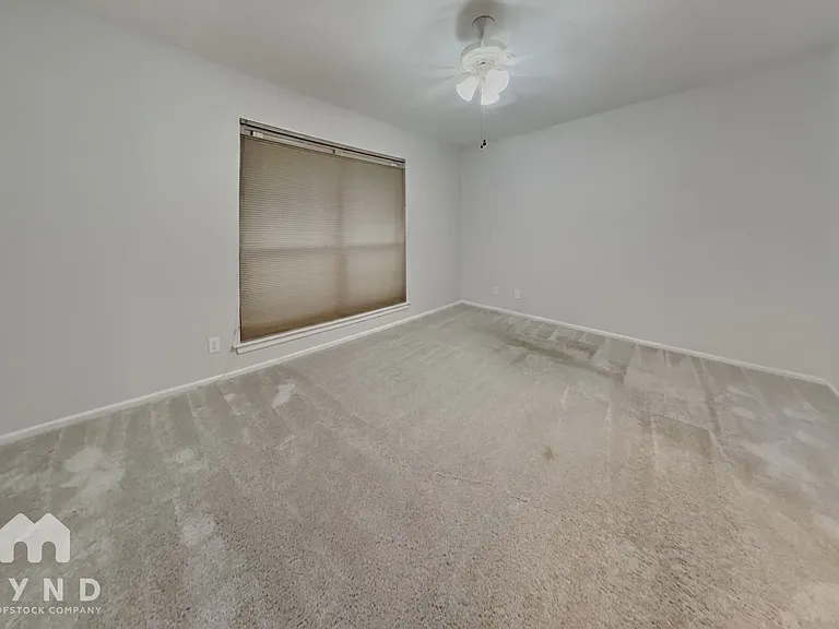 15710 Fern Ridge St — Photo 13