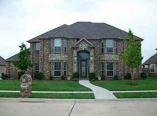 610 Montclaire Dr, Mansfield, TX 76063